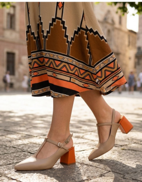 Vosso Moda Zapato taupe con tacón bloque naranja