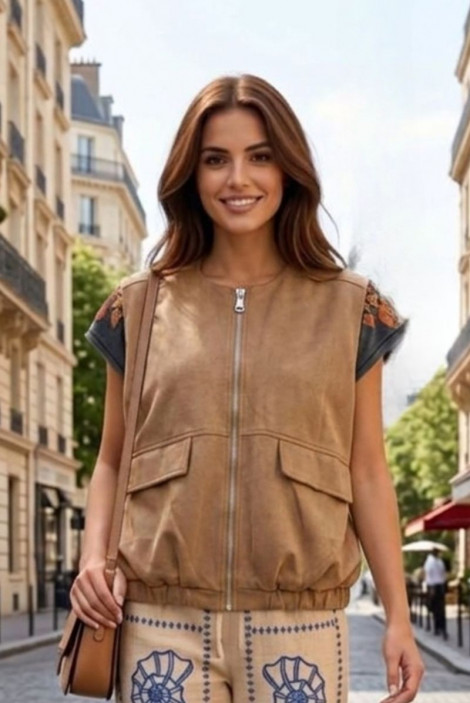 Kélie París Chaleco de antelina color camel