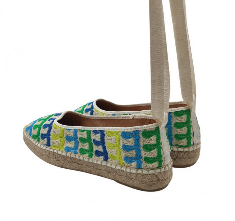 Vosso Moda Cuña baja bordada con ribete blanco y lazada