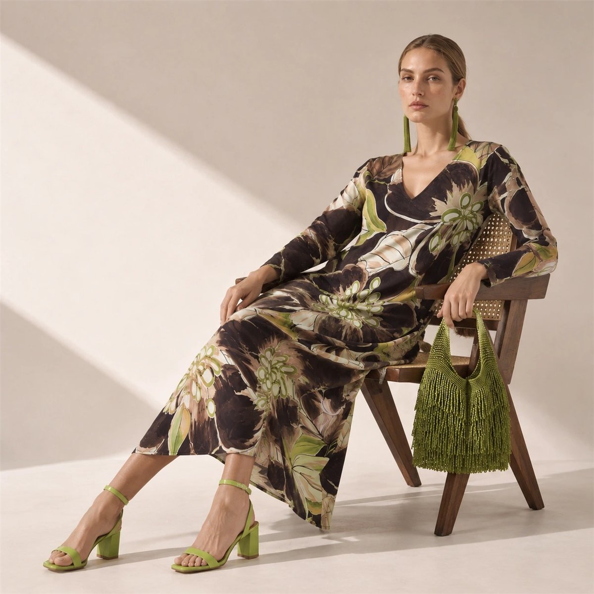 Parole Vestido Paccari estampado flor otoñal
