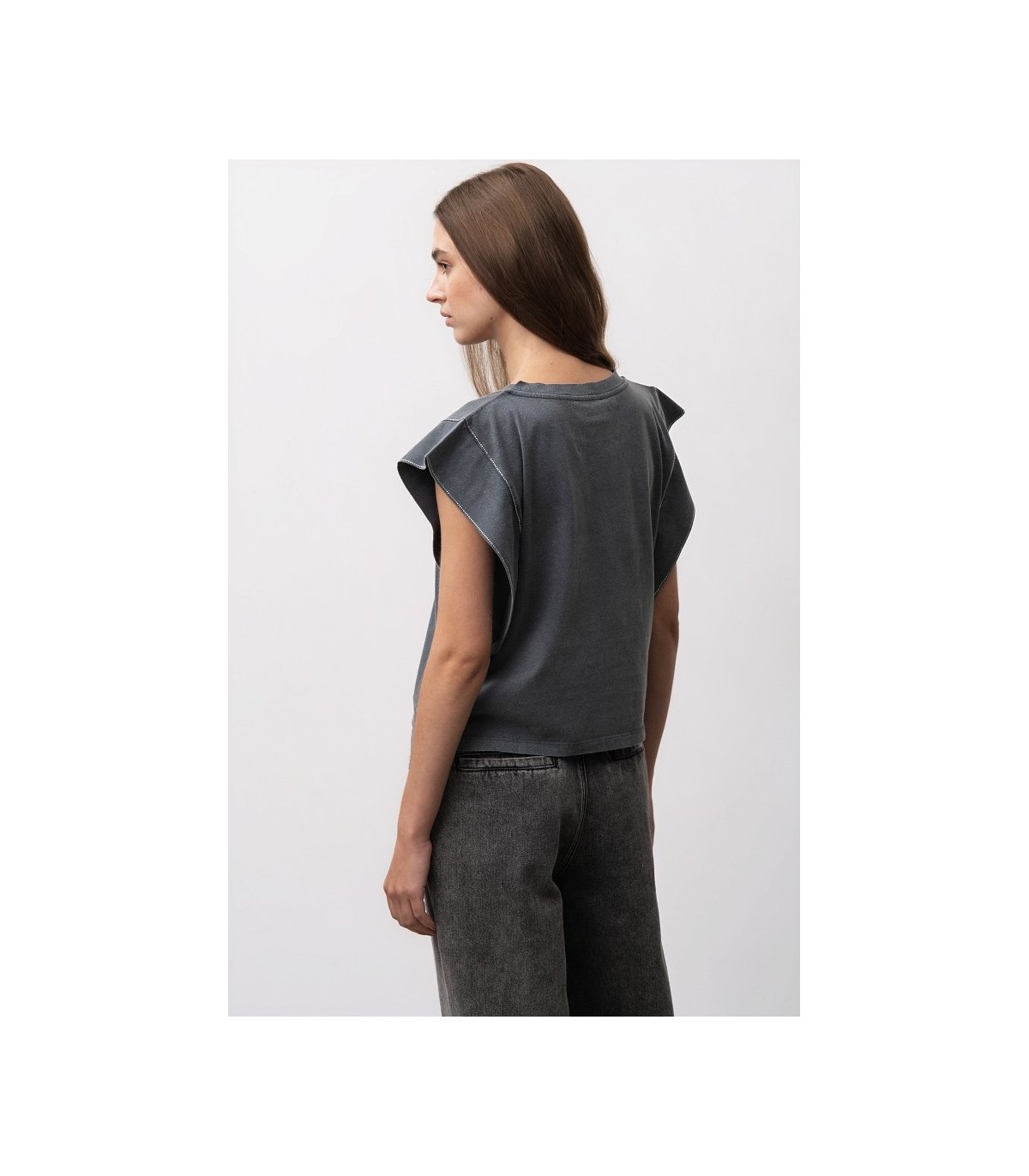 BSB Blusa con detalle de mangas strass