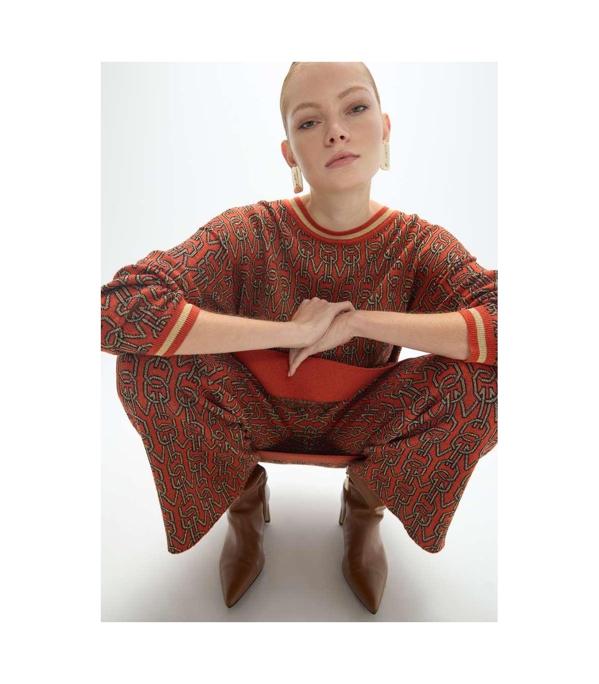 Lola Casademunt Pantalón tricot jacquard logomanía