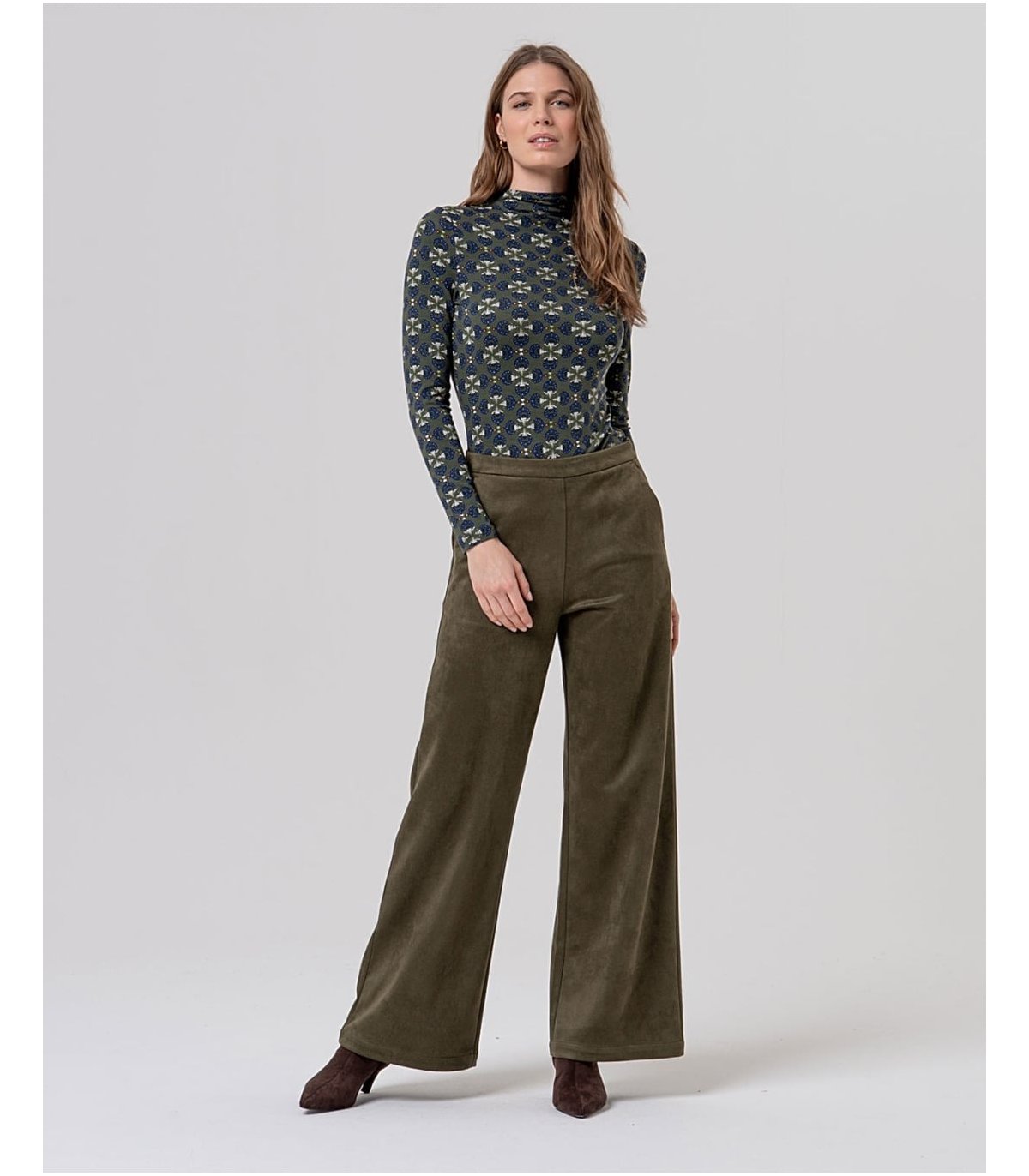 SURKANA Pantalón amplio efecto antelina color kaki