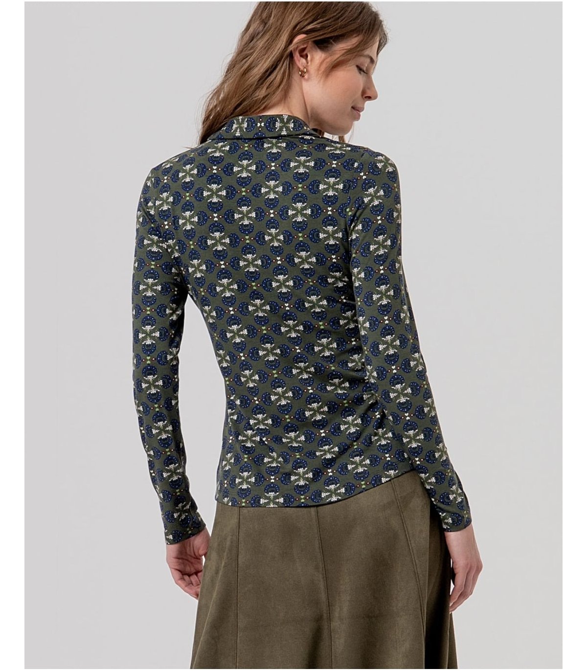 SURKANA Camisa verde militar estampado medallón