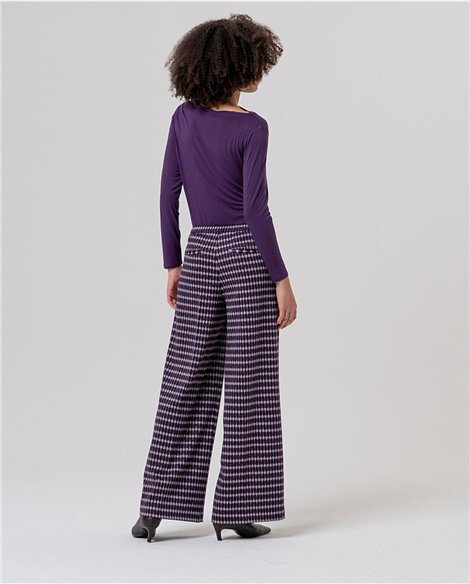 SURKANA Pantalón ancho color morado estampado jacquard