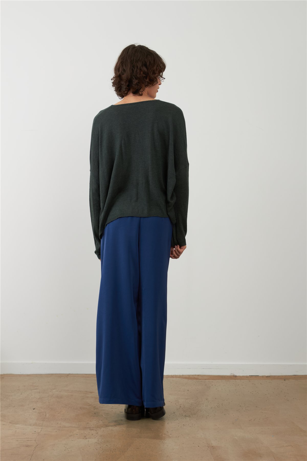 Orfeo Pantalón Charlie de pernera ancha con cinturón