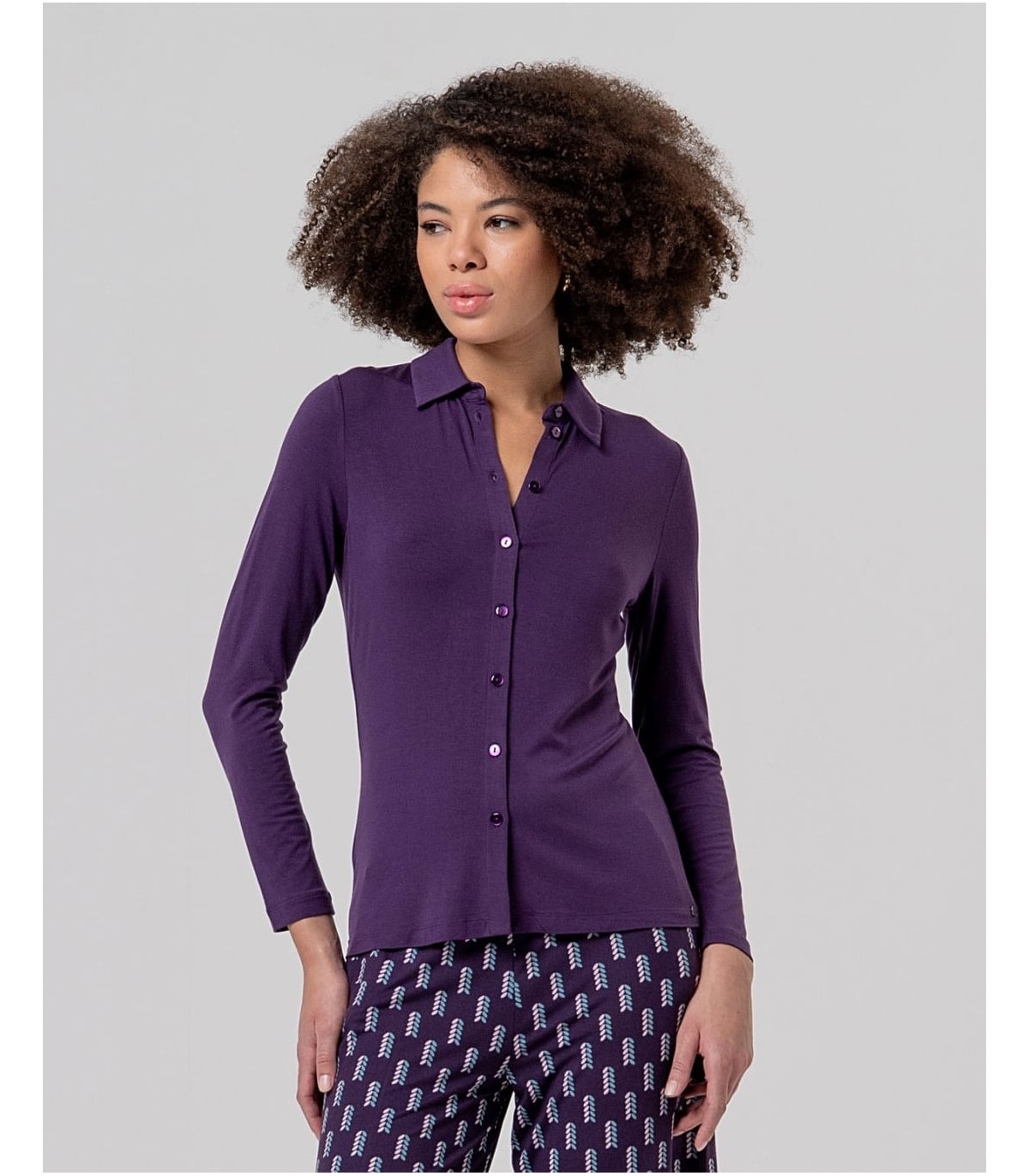SURKANA Camisa de corte recto color morado