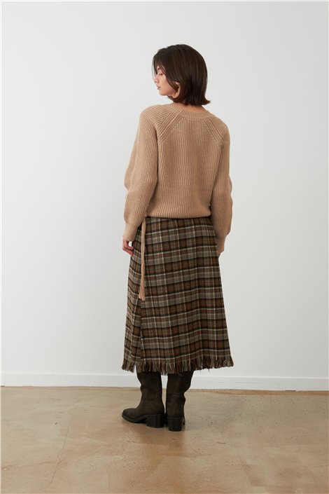 Orfeo Jersey Siloe color beige con trenzado y lazada