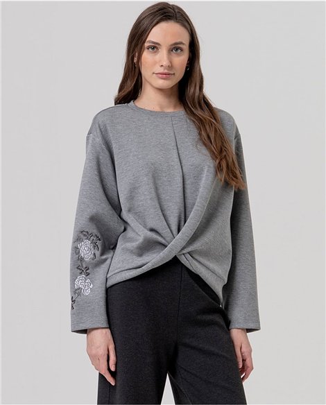 SURKANA Sudadera color gris con bordado y detalle anudado