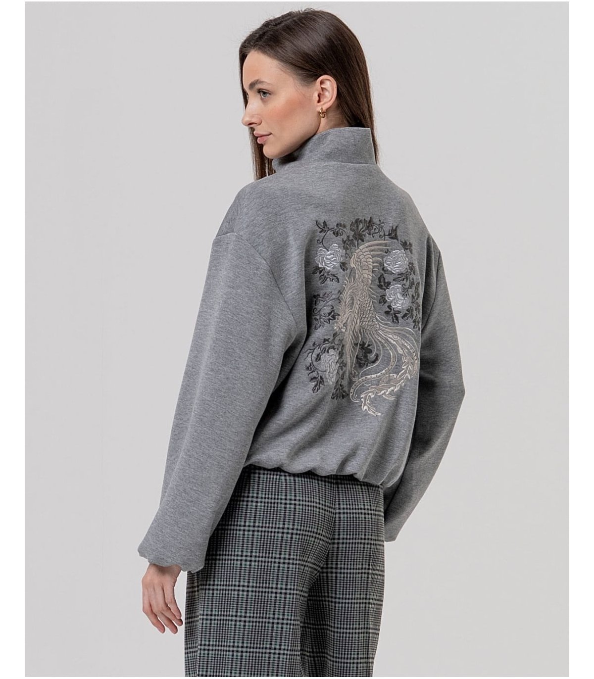 SURKANA Chaqueta estilo bomber color gris con bordado en la espalda