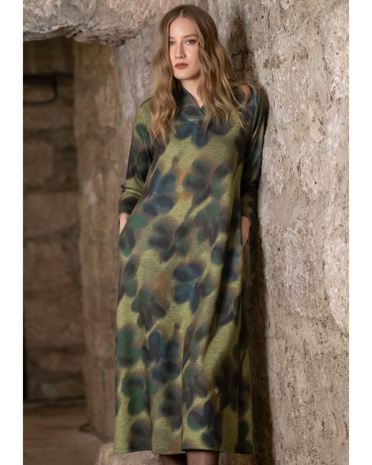 Scusi Vestido largo con estampado difuminado en tonos verde