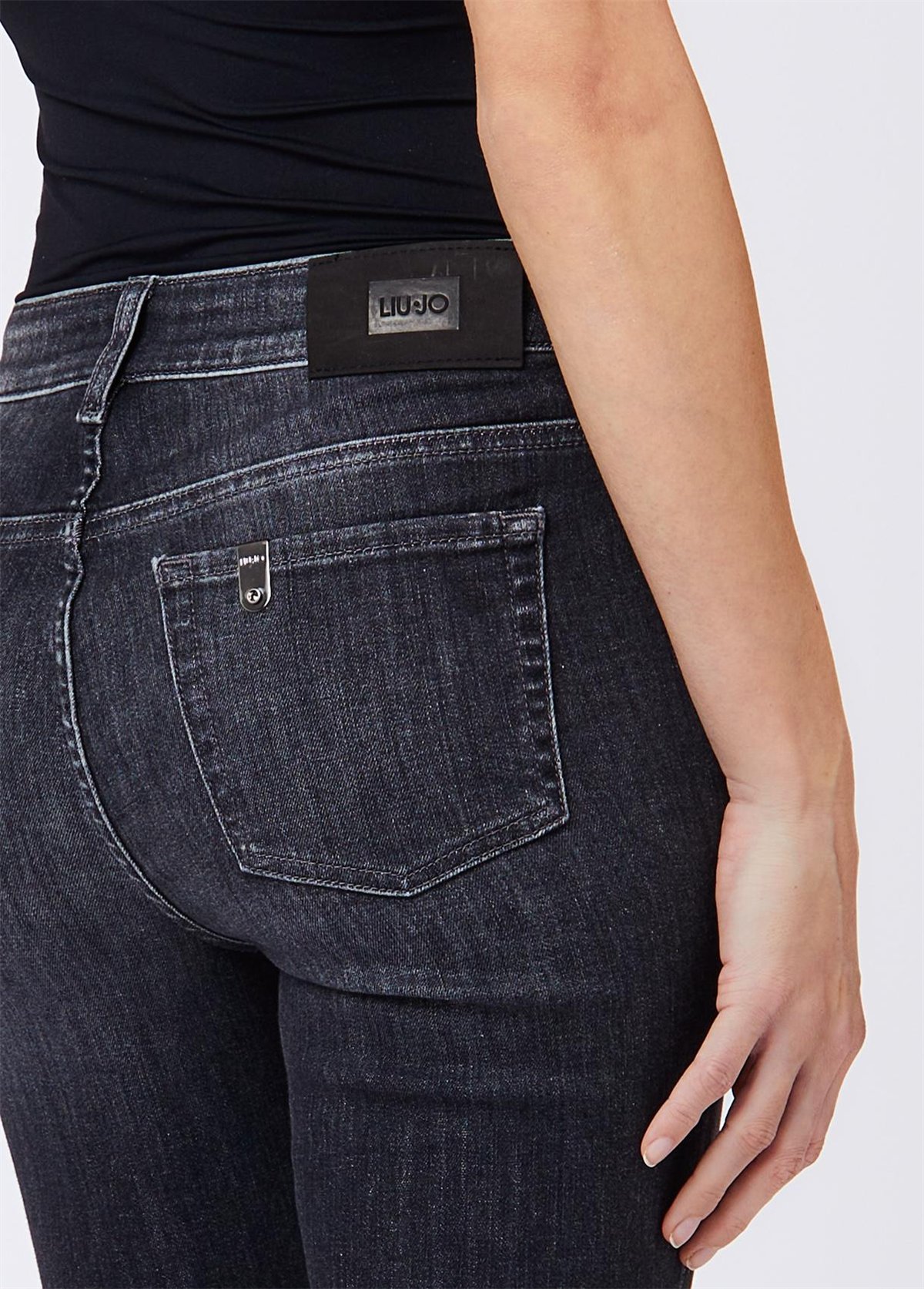 Liu Jo Jeans negros acampanados