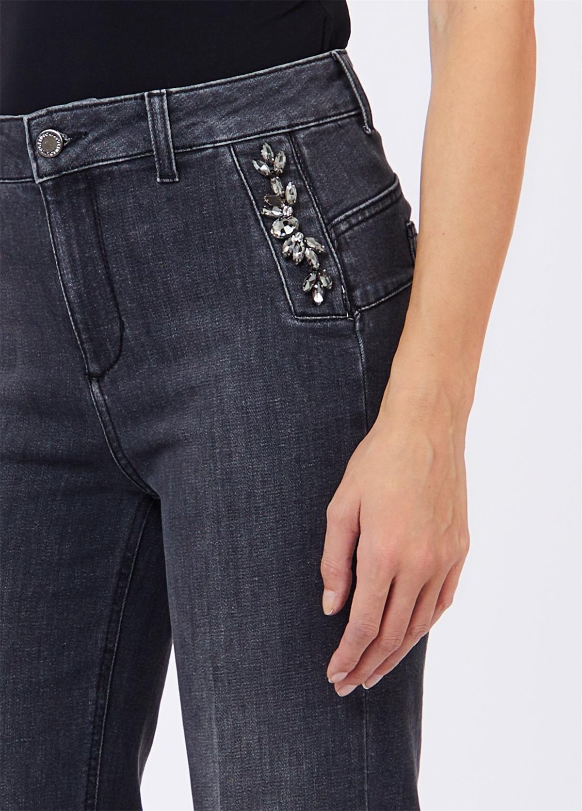 Liu Jo Jeans negros acampanados detalle joyas