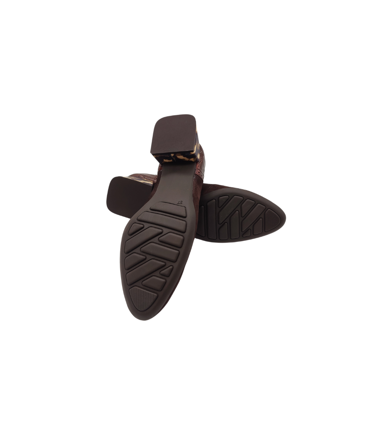 Vosso Moda Zapato de ante marrón y tacón estampado