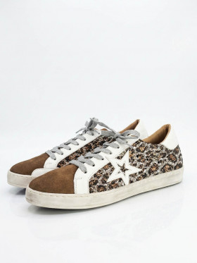 Vosso Moda Sneaker afelpada con detalle glitter leopardo