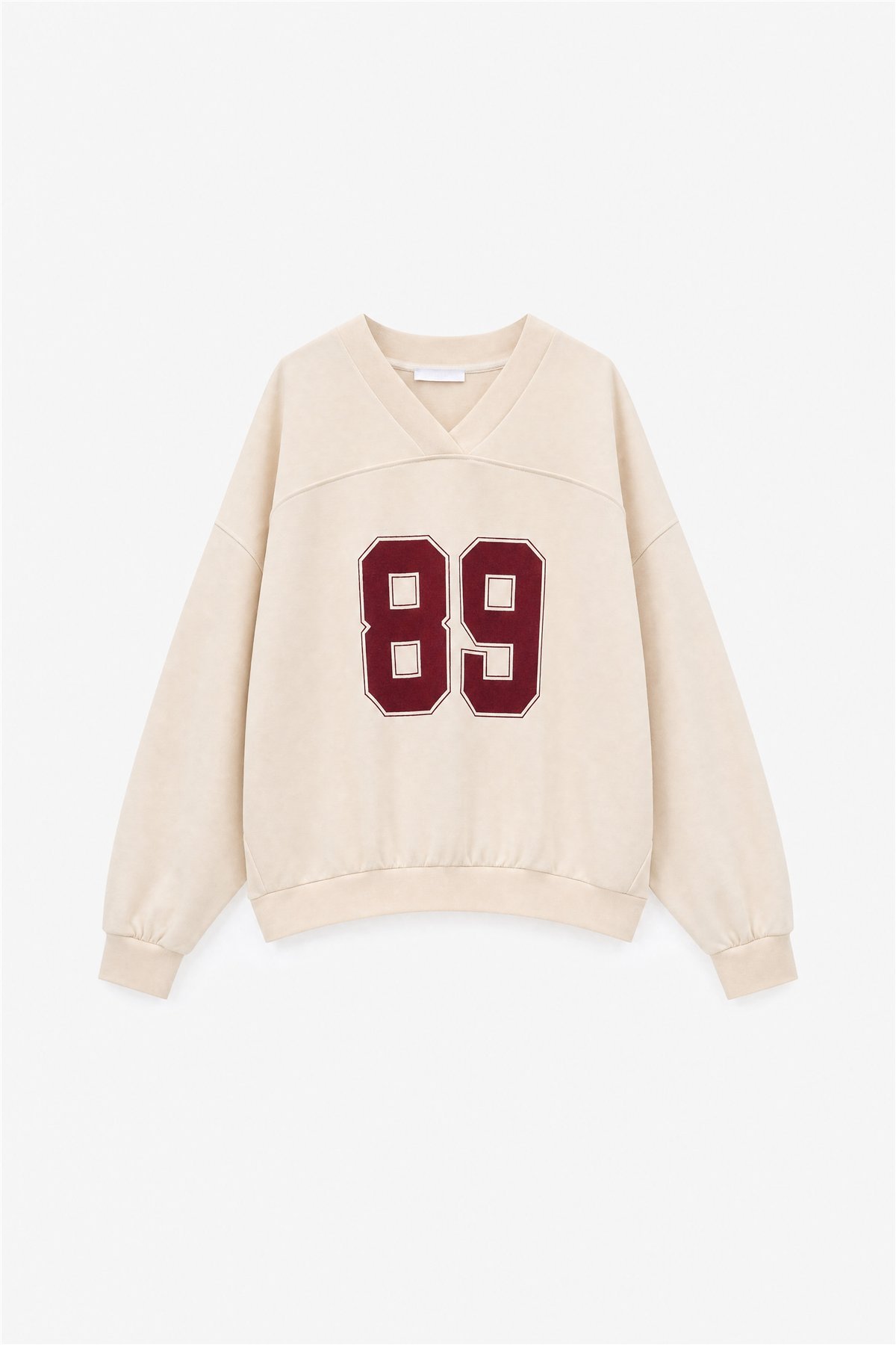 HQ Sudadera oversize color crema y cuello de pico