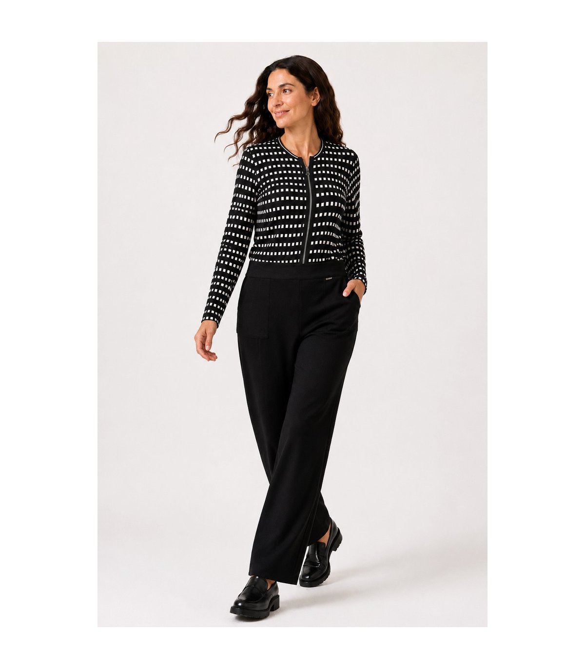 Mercedes De Miguel Pantalón negro punto Nicolasa