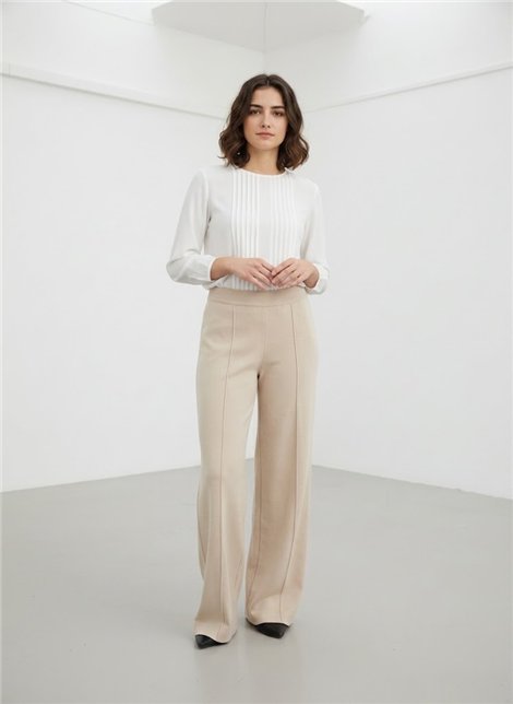 WNT Pantalón de punto detalle vivos color crudo