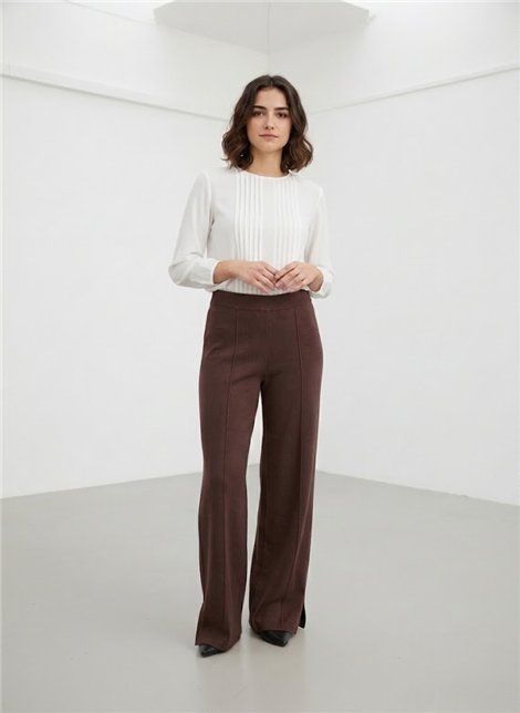 WNT Pantalón de punto detalle vivos color chocolate