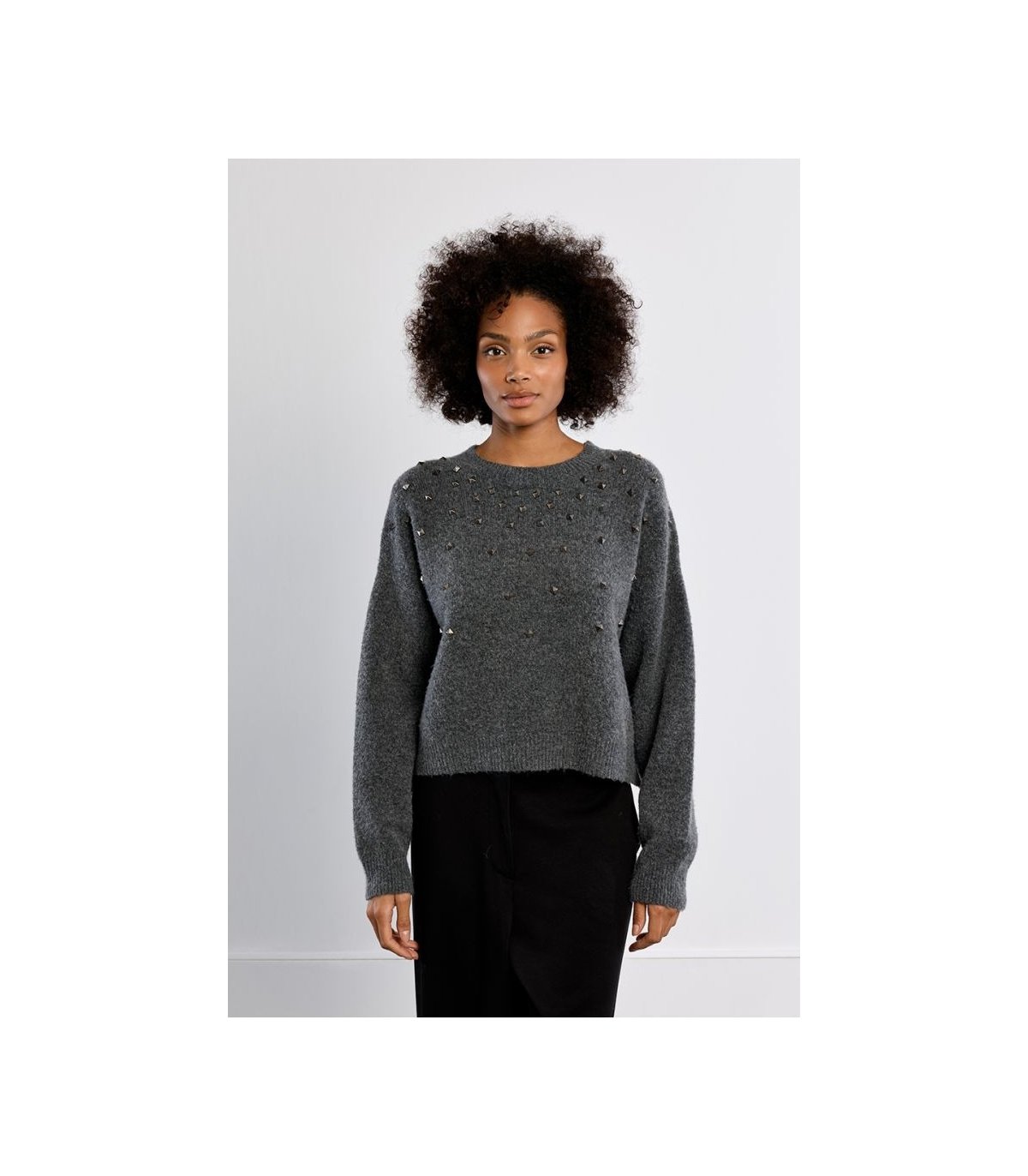 Lili Sidonio Jersey gris con tachuelas