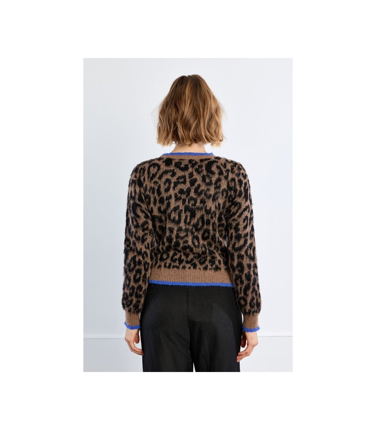 Lili Sidonio Jersey estampado leopardo y ribete azul