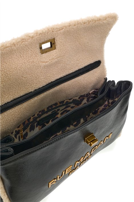 Rue Madam Bolso XL de ecopiel negra y detalle borreguito