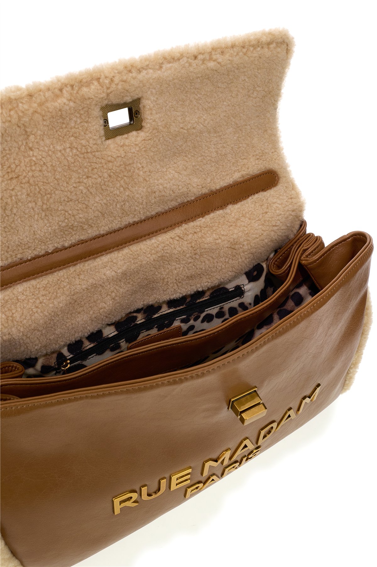 Rue Madam Bolso XL de ecopiel camel y detalle borreguito