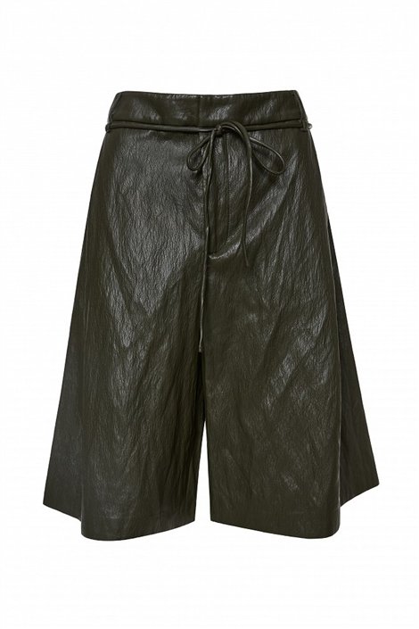 BSB Bermudas en ecopiel color kaki