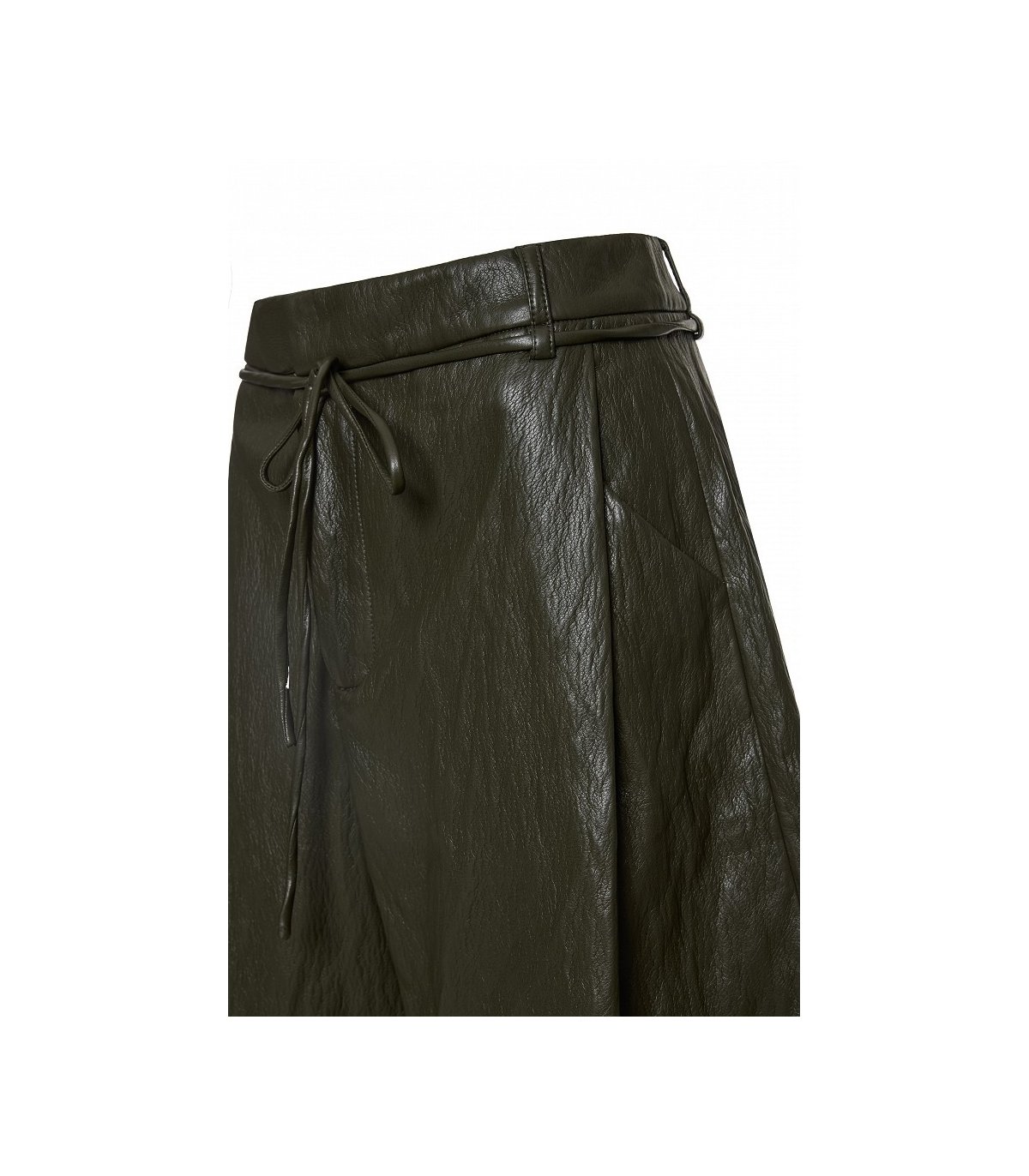 BSB Bermudas en ecopiel color kaki