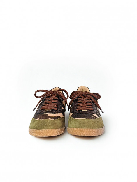 Vosso Moda Sneakers verde de pelo estampado