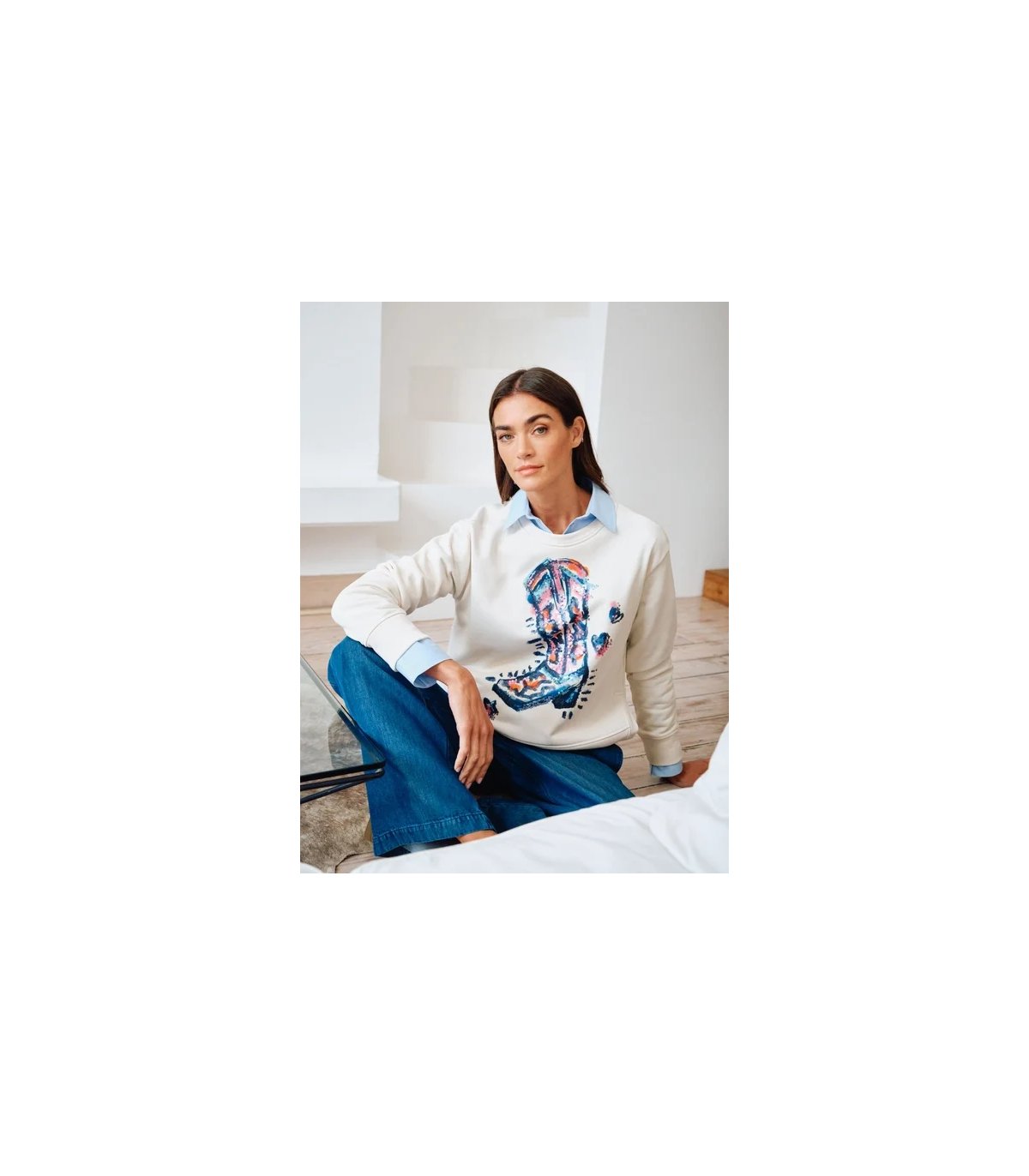 Milano Italy Sudadera crema estampado bota lentejuelas