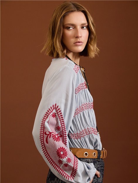 Meisie Camisa con bordado y detalle fruncido
