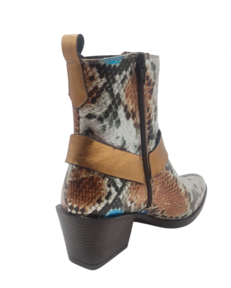 Vosso Moda Botín piel serpiente detalle argolla