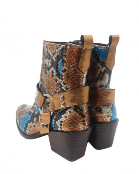 Vosso Moda Botín piel serpiente detalle argolla