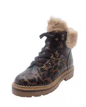 Tamaris Botín con cordones animal print