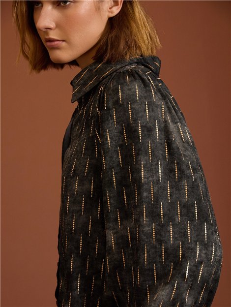 Meisie Blusa satinada con estampado dorado
