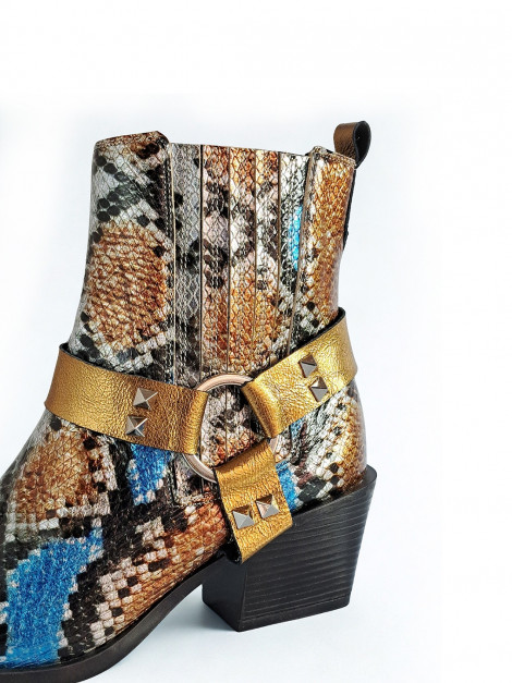 Vosso Moda Botín piel serpiente detalle argolla