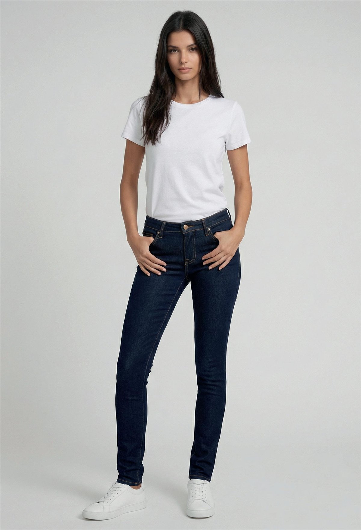 MET Jeans skinny denim azul oscuro detalle joyas