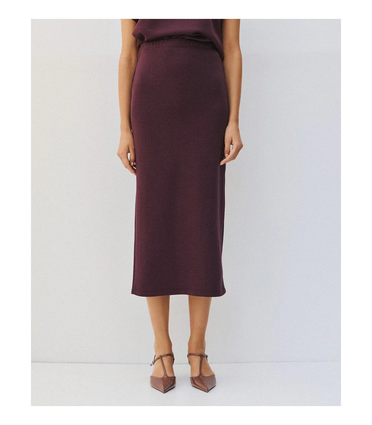 Acces Falda midi con abertura