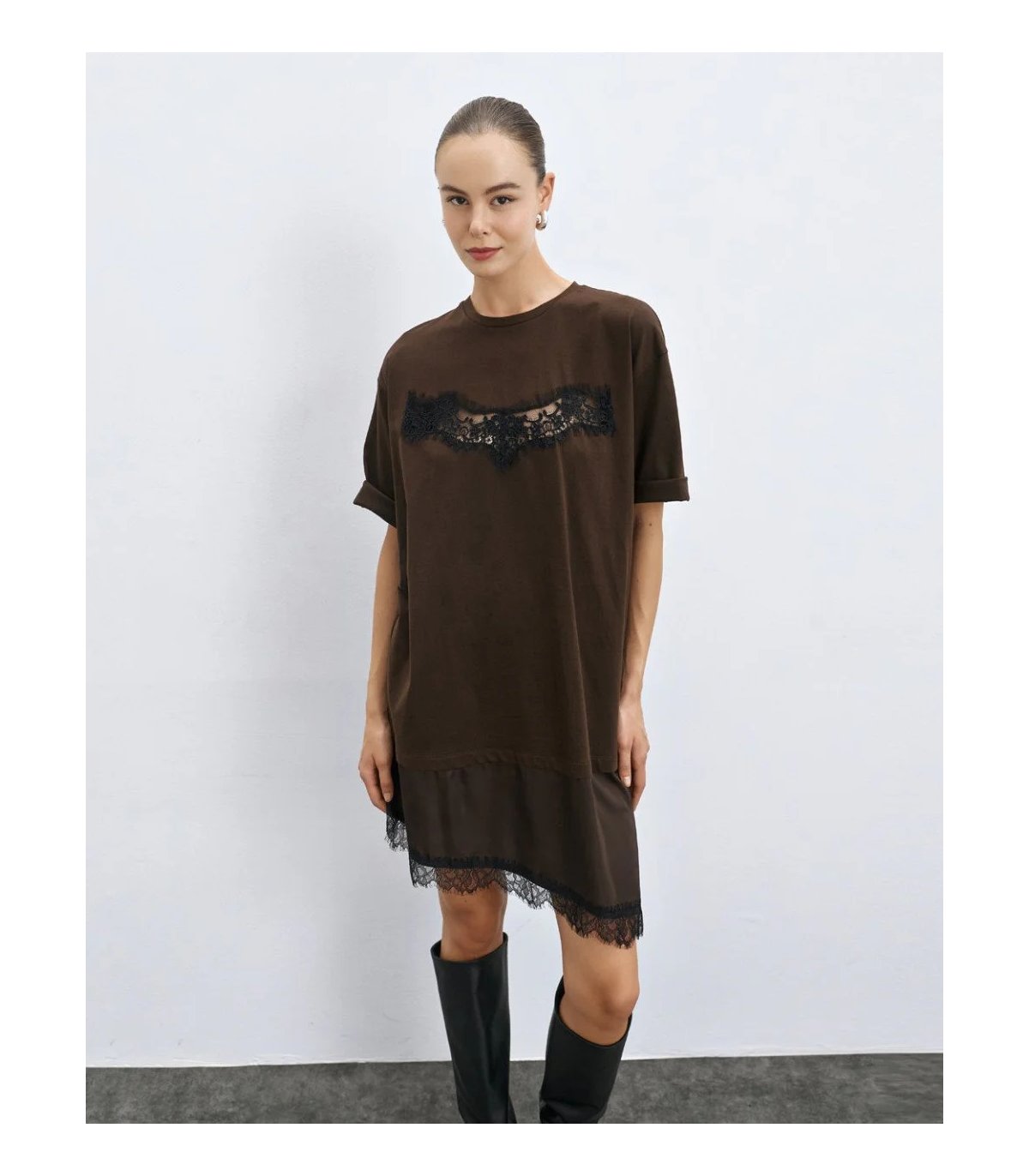 Acces Vestido asimétrico con detalle de encaje