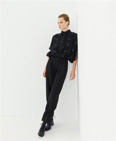 Acces Pantalón crepé con detalle fruncido