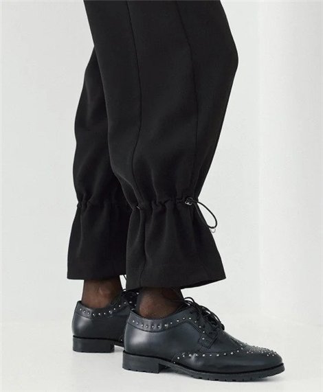 Acces Pantalón crepé con detalle fruncido