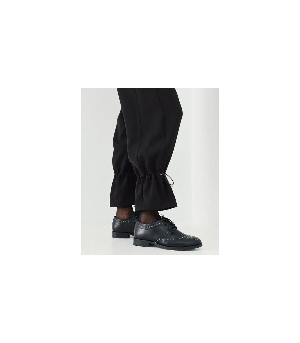 Acces Pantalón crepé con detalle fruncido