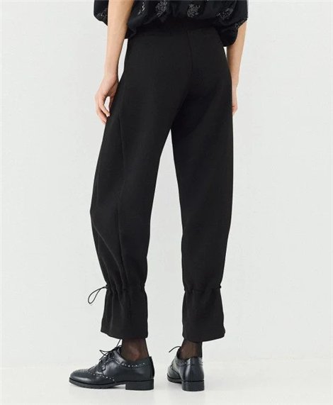 Acces Pantalón crepé con detalle fruncido
