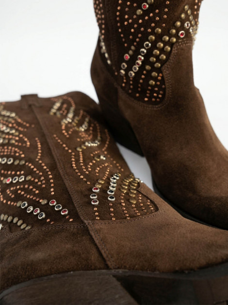 Vosso Moda Bota alta serraje tachas joya