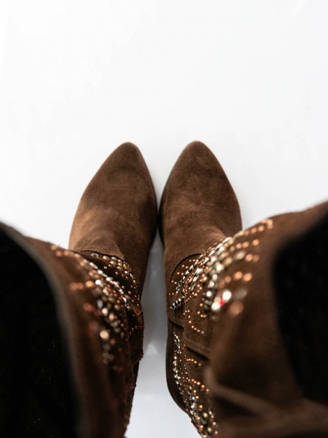Vosso Moda Bota alta serraje tachas joya