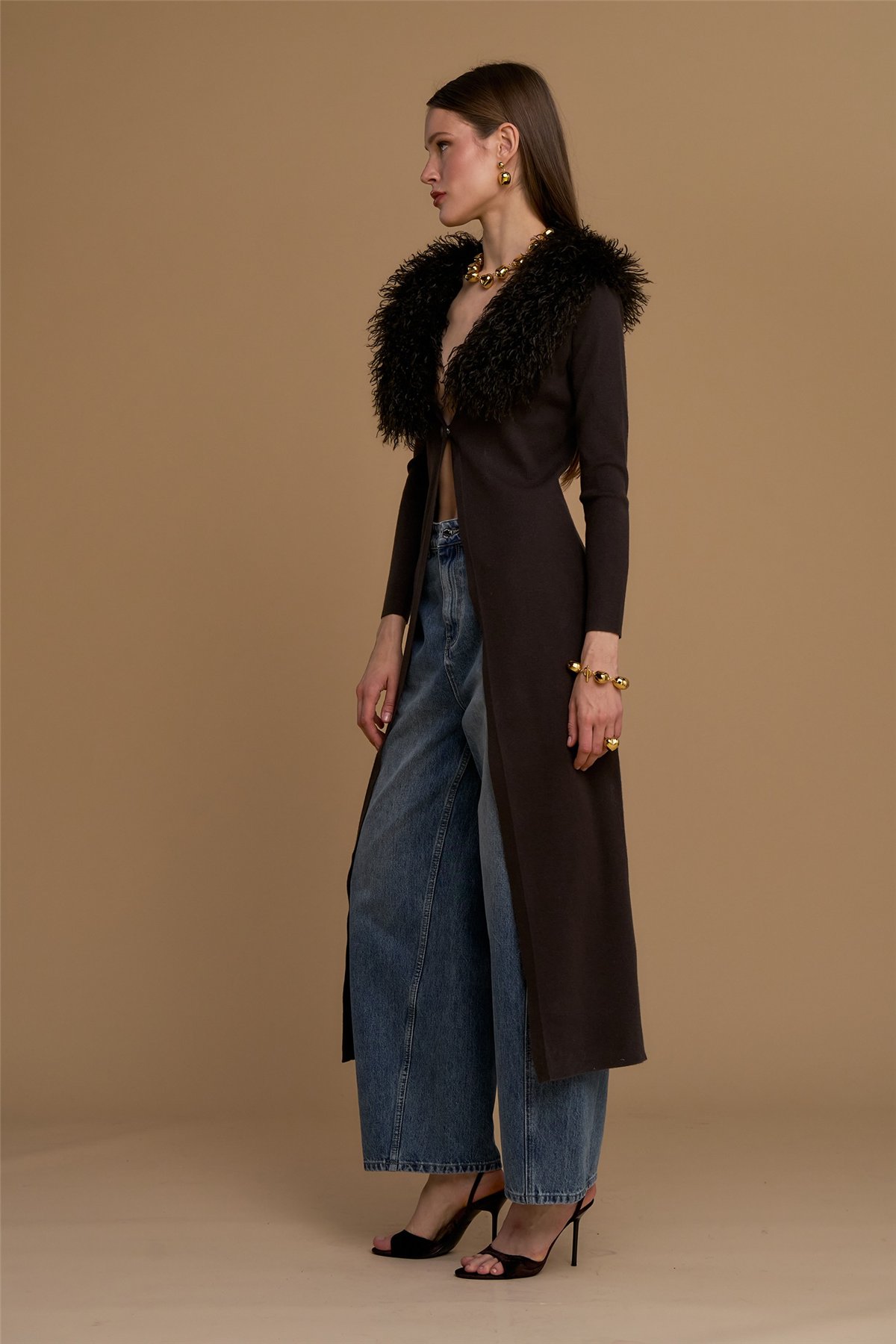 Nosecrets Maxi cárdigan con cuello de pelo
