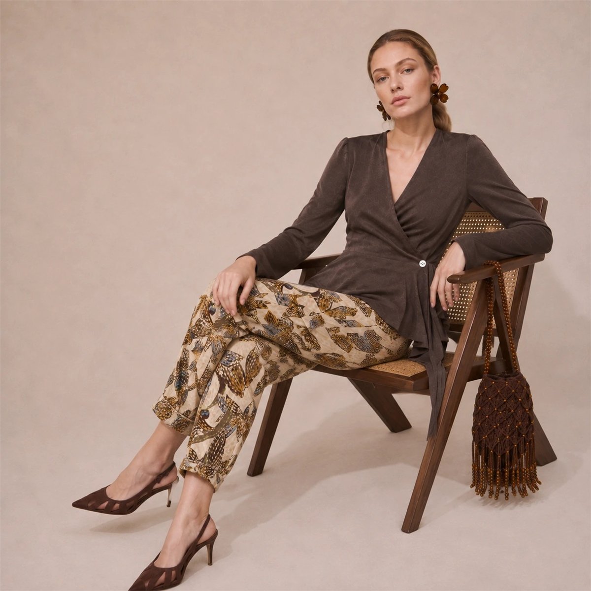 Parole Pantalón cacao estampado flor