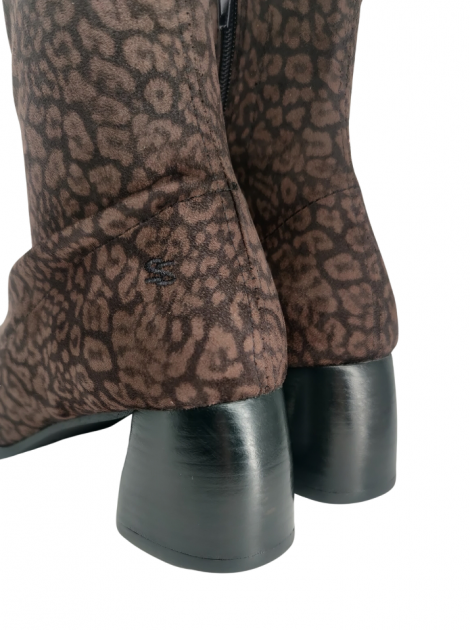 Vosso Moda Botín estampado en antelina marrón