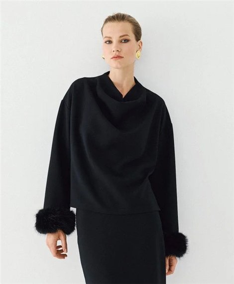 Acces Blusa de corte recto y puños decorados